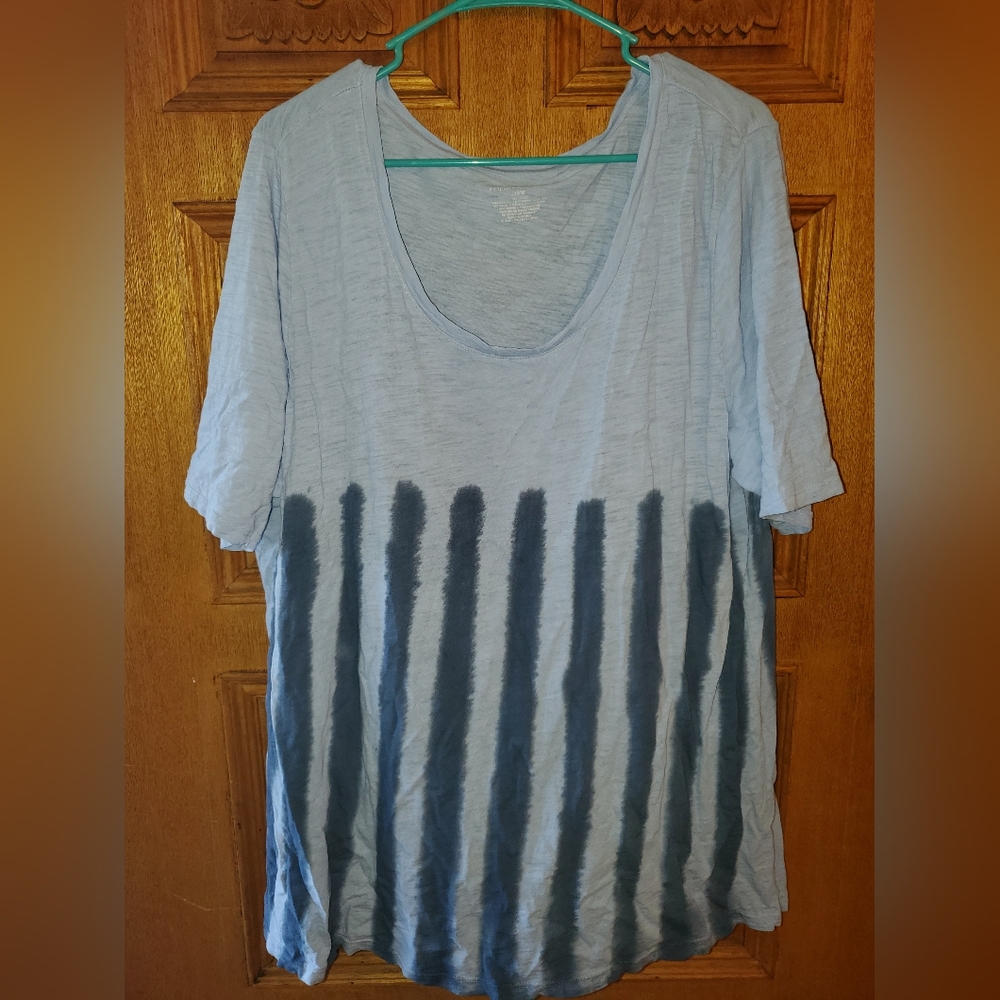 Lane Bryant top size 18-20